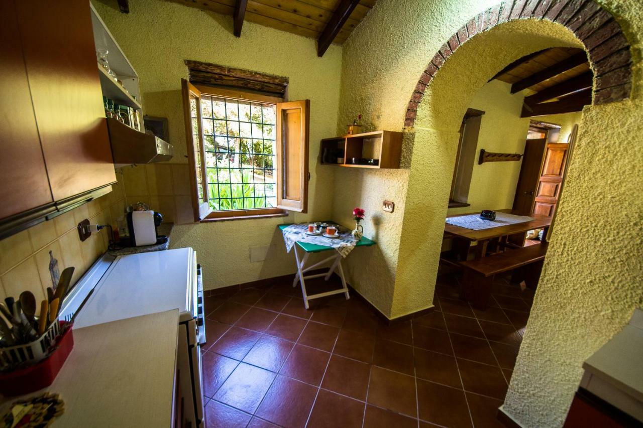 B&B I Menhir Sorgono エクステリア 写真
